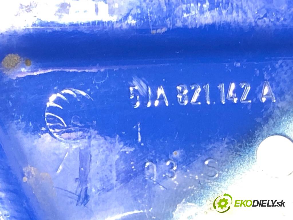 SKODA RAPID liftback 2018 85 kW 1.6 TDI 1598 držák blatníka pravý 5JA821142A