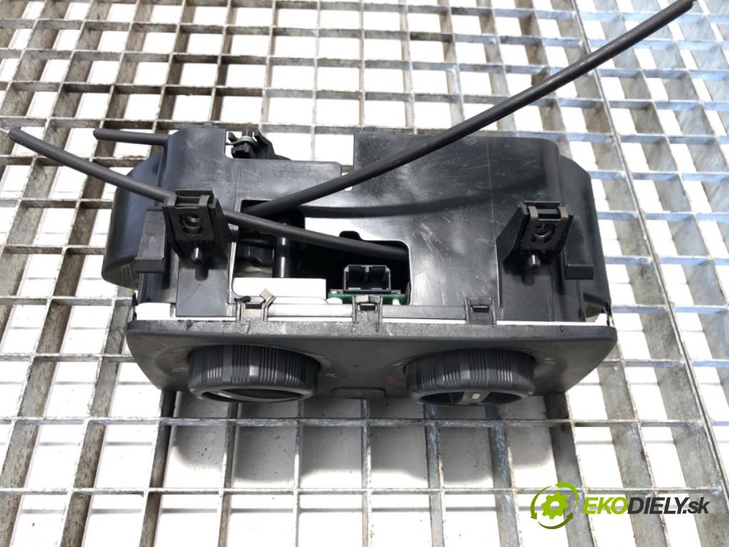 PEUGEOT BOXER II Platforma / podwozie 2008 88 kW 2.2 BlueHDi 120 2179 Panel ovládania kúrenia  (Prepínacie páčky pod volantom)