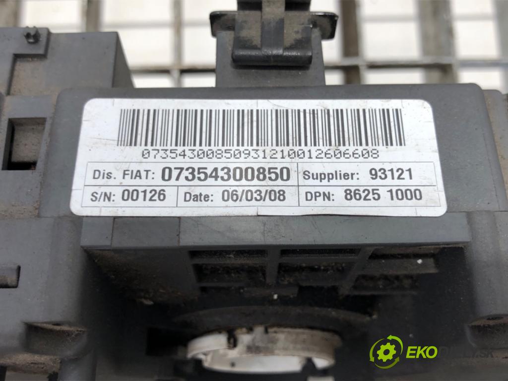 PEUGEOT BOXER II Platforma / podwozie 2008 88 kW 2.2 BlueHDi 120 2179 Prepínač kombinovaný 07354300850 (Prepínacie páčky pod volantom)