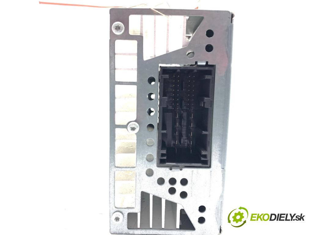 BMW F10 sedan 2010 120 kW 520 d 1995 Zosilňovač 9233592 (Zosilňovač)