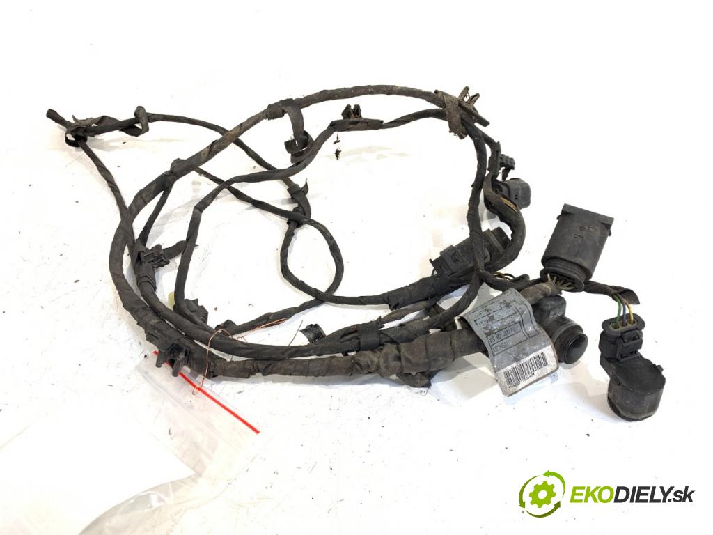BMW F10 sedan 2010 120 kW 520 d 1995 káblovačka PDC přední část 9241694