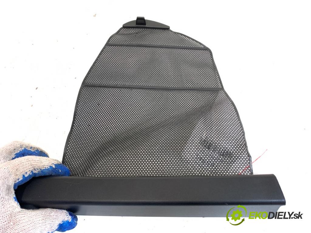 BMW F10 sedan 2010 120 kW 520 d 1995 Roleta dveře pravý zadní část