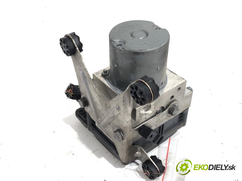 BMW F10 sedan 2010 120 kW 520 d 1995 Pumpa ABS 6795521 (Pumpa ABS)