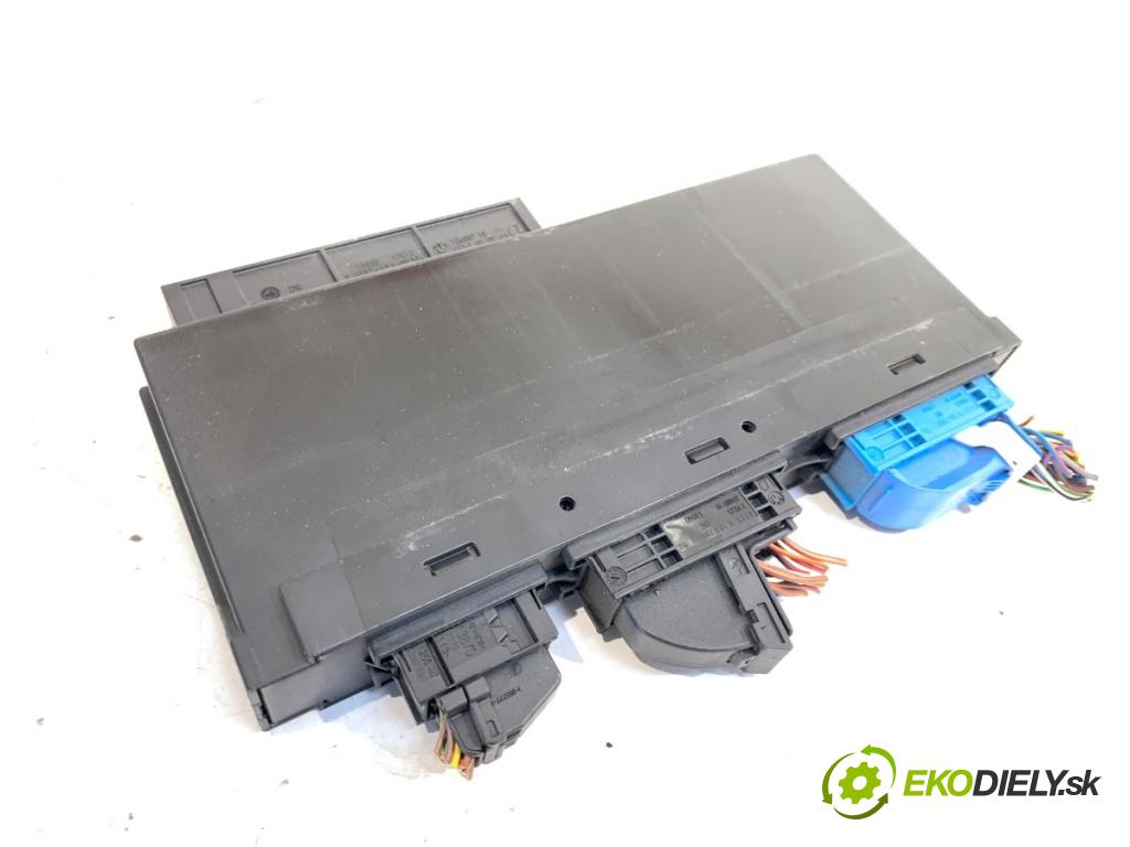 BMW F10 sedan 2010 120 kW 520 d 1995 Modul komfortu 9228492 (Modul komfortu)