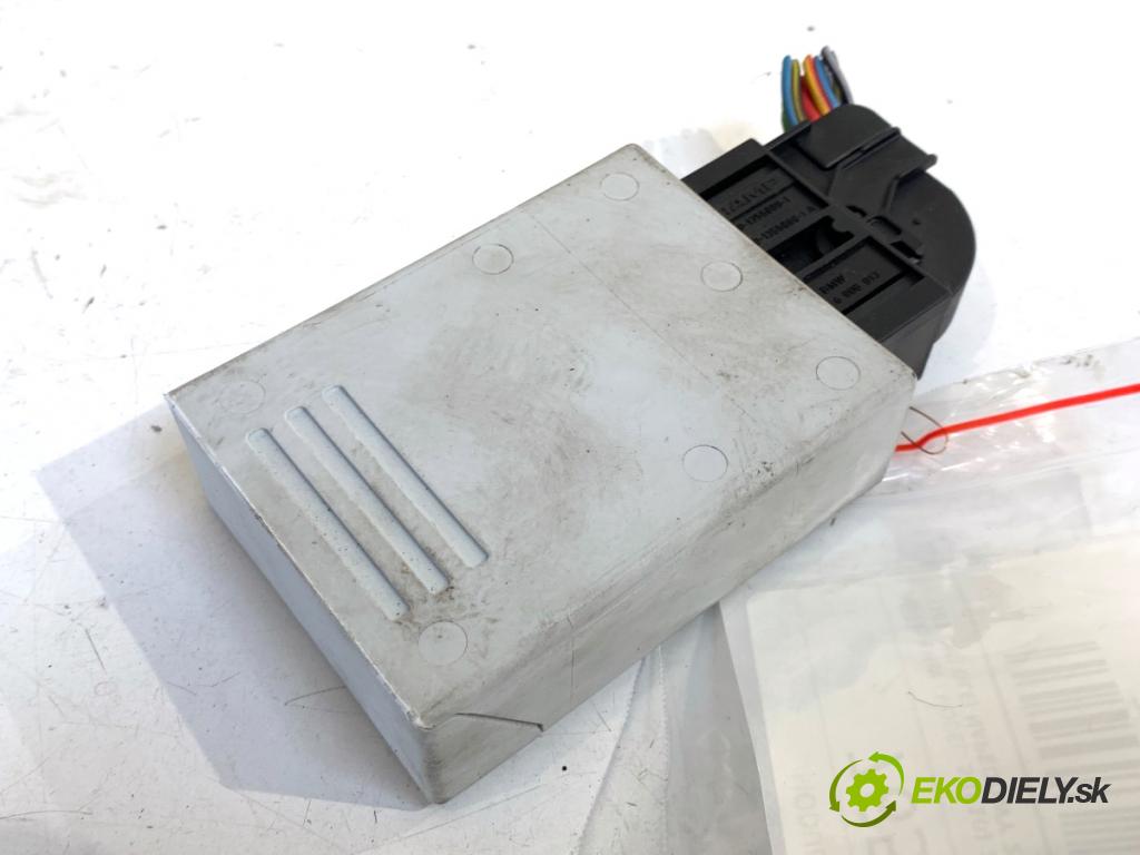 BMW F10 sedan 2010 120 kW 520 d 1995 modul GATEWAY 9216475