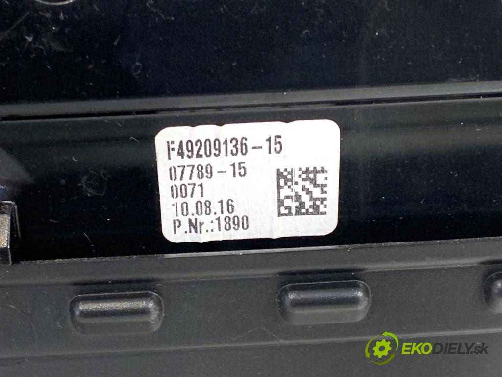 BMW F10 sedan 2010 120 kW 520 d 1995 mří topení přední část 49209136