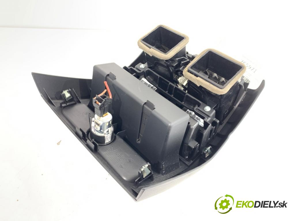 BMW F10 sedan 2010 120 kW 520 d 1995 mří topení zadní část 9206664