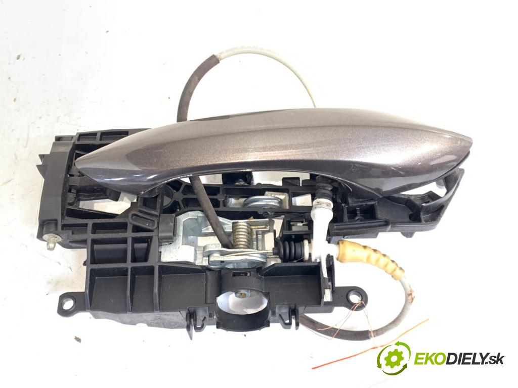 BMW F10 sedan 2010 120 kW 520 d 1995 klika vnejší levý zadní část 7564908
