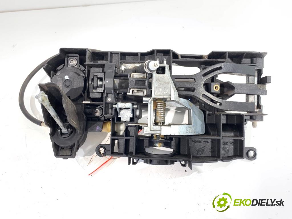BMW F10 sedan 2010 120 kW 520 d 1995 klika vnejší levý přední část 7564309