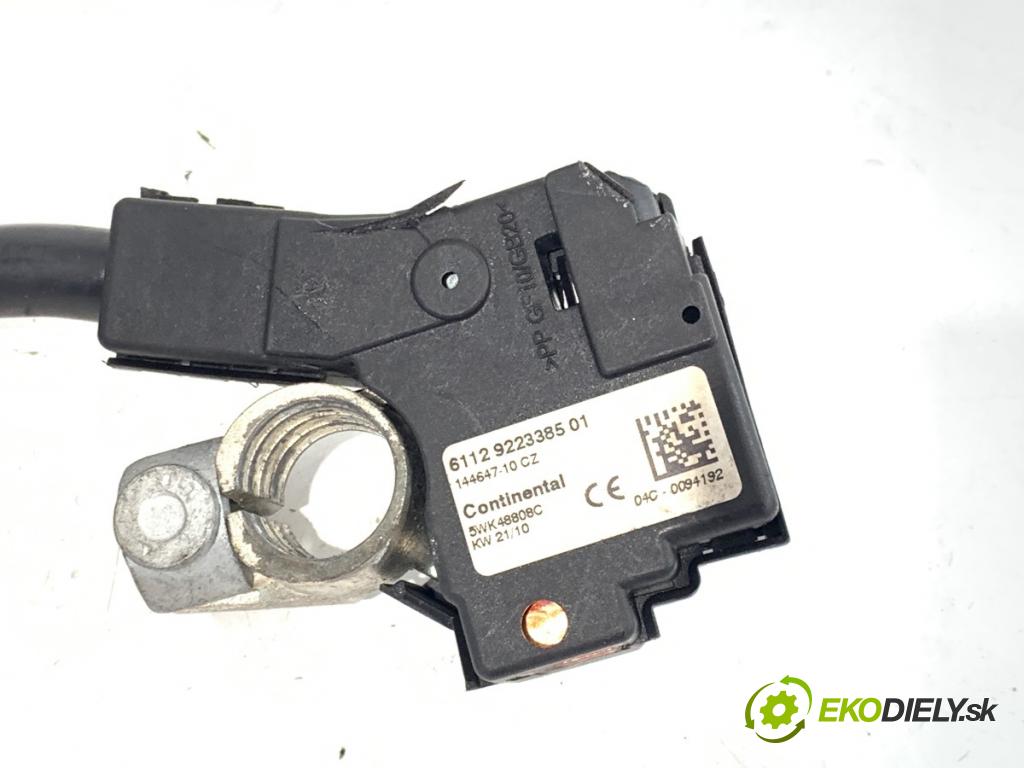 BMW F10 sedan 2010 120 kW 520 d 1995 svorka MINUS 9223385