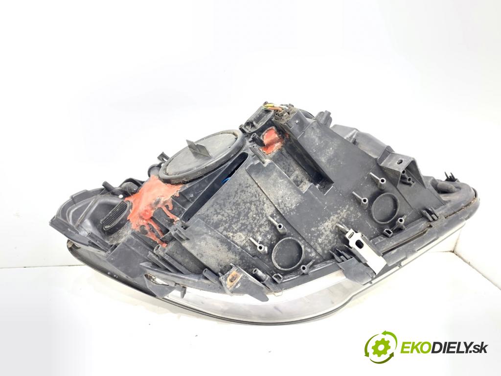 BMW F10 sedan 2010 120 kW 520 d 1995 světlomet levý přední část 7203241