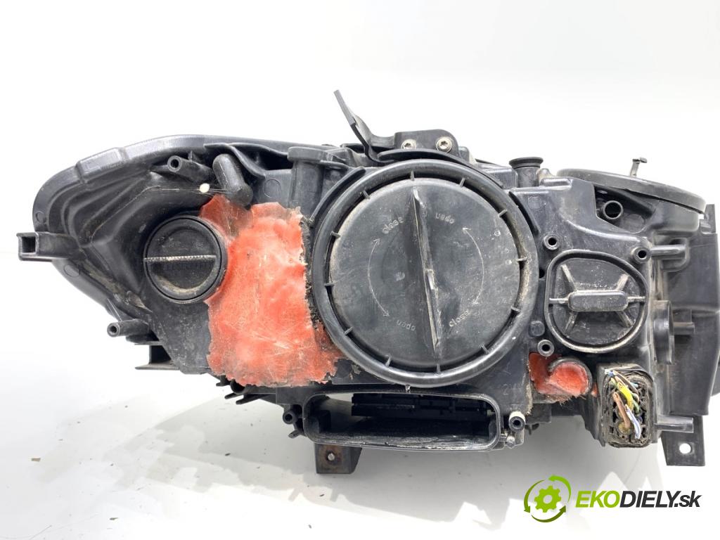 BMW F10 sedan 2010 120 kW 520 d 1995 světlomet levý přední část 7203241