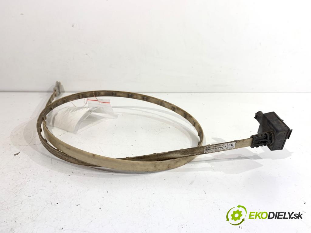 BMW F10 sedan 2010 120 kW 520 d 1995 snímač OCHRANA Chodci 9241787