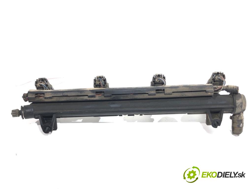 SKODA FABIA I Kombi 2007 59 kW 1.4 16V 1390 Lišta vstrekovacia 036906031AG (Vstrekovacia lišta)