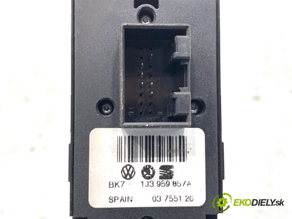 SKODA FABIA I Kombi 2007 59 kW 1.4 16V 1390 Prepínač okien 1J3959857A (Prepínacie páčky pod volantom)