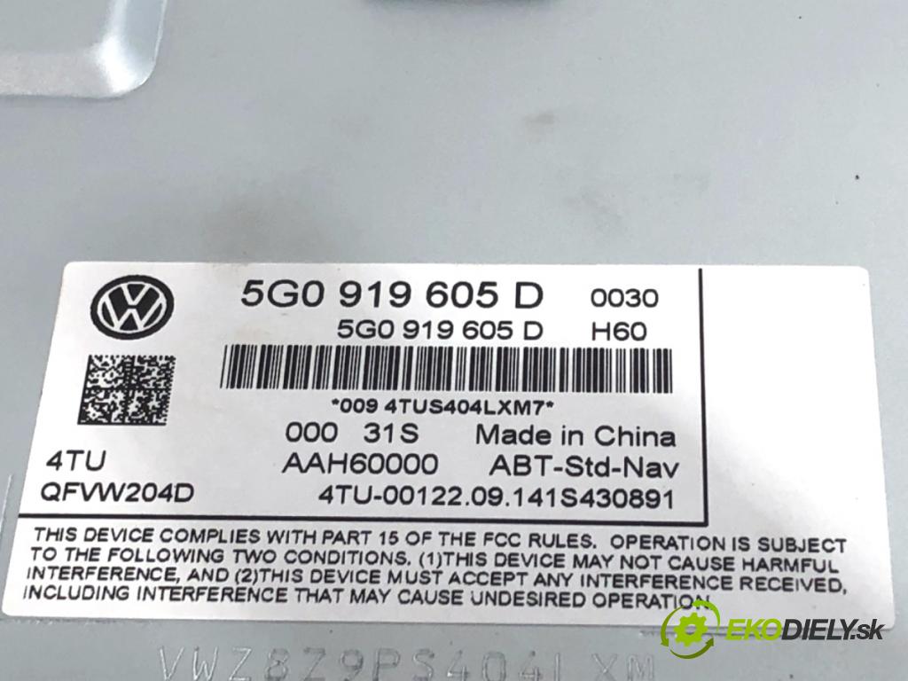 VW GOLF VII liftback 2014 90 kW 1.4 TSI 1395 RADIO Displej 5G0919605D