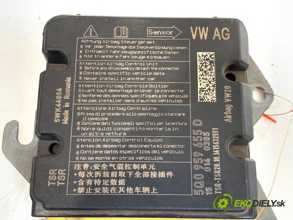 VW GOLF VII liftback 2014 90 kW 1.4 TSI 1395 senzor airbag 5Q0959655D (Snímač)