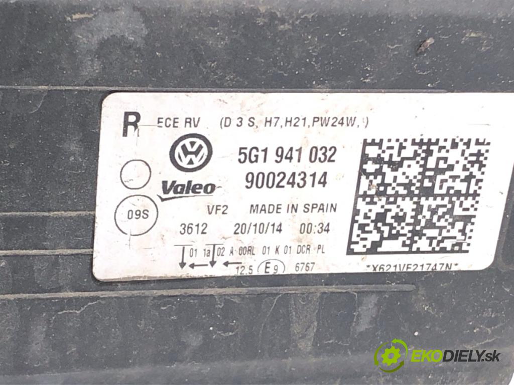 VW GOLF VII liftback 2014 90 kW 1.4 TSI 1395 Svetlomet pravy predný XENON 5G1941032
