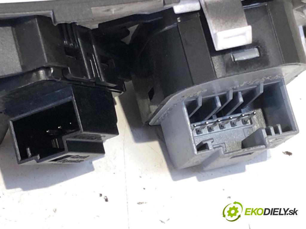 VW GOLF VII liftback 2014 90 kW 1.4 TSI 1395 Prepínač nastavenia spätných zrkadiel 5G0959565AC (Prepínacie páčky pod volantom)