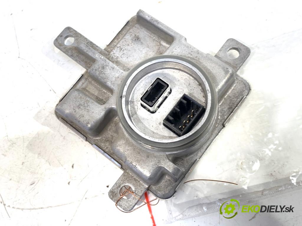 VW GOLF VII liftback 2014 90 kW 1.4 TSI 1395 Menič XENON 8K0941597E (Riadiaca jednotka xenónu)