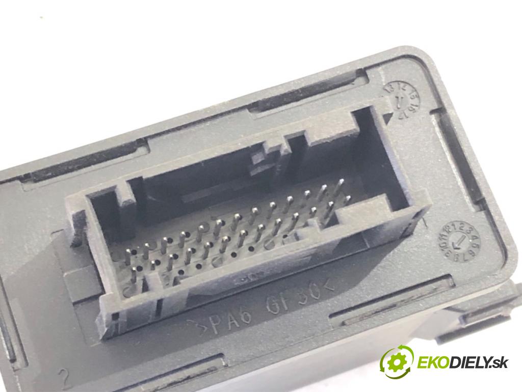 VW GOLF VII liftback 2014 90 kW 1.4 TSI 1395 Modul svetiel 5Q0937084AJ (Riadiaca jednotka ostatné)