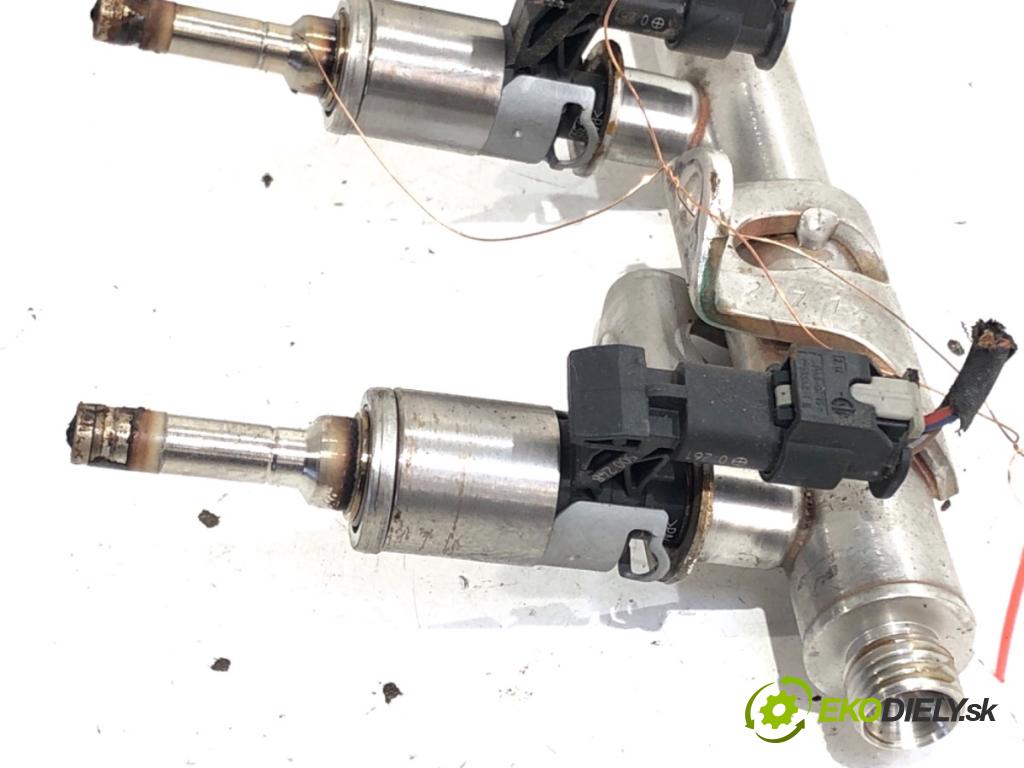 VW GOLF VII liftback 2014 90 kW 1.4 TSI 1395 Lišta vstrekovacia 04E133320D (Vstrekovacia lišta)