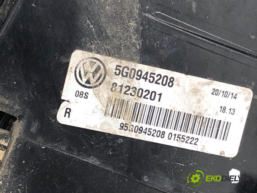 VW GOLF VII liftback 2014 90 kW 1.4 TSI 1395 světlo pravý zadní část 5G0945208