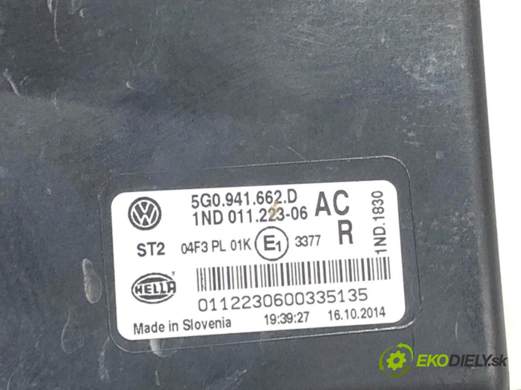 VW GOLF VII liftback 2014 90 kW 1.4 TSI 1395 hmlové svetlo, hmlovka pravý přední část 5G0941662D
