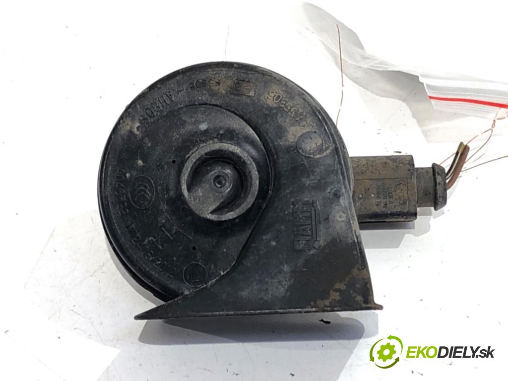 VW GOLF VII liftback 2014 90 kW 1.4 TSI 1395 klaksón 