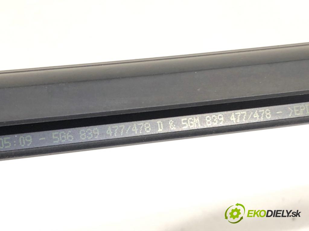VW GOLF VII liftback 2014 90 kW 1.4 TSI 1395 lišta Sbírání: zadní část levý 5G6839477
