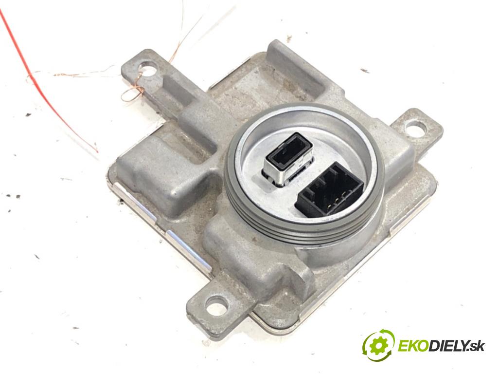 VW GOLF VII liftback 2014 90 kW 1.4 TSI 1395 Menič XENON 8K0941597E (Riadiaca jednotka xenónu)