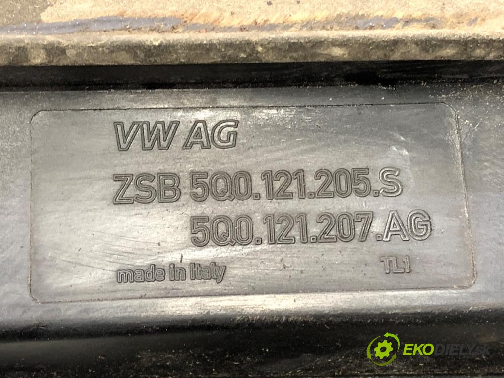 VW GOLF VII liftback 2014 90 kW 1.4 TSI 1395 obal ventilátoru 5Q0121207AG