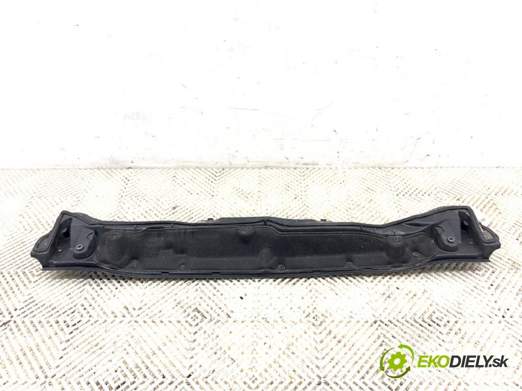 RENAULT CLIO IV liftback 2017 55 kW 1.5 dCi 75 1461 výztuha horní 668107547R (Výztuha)