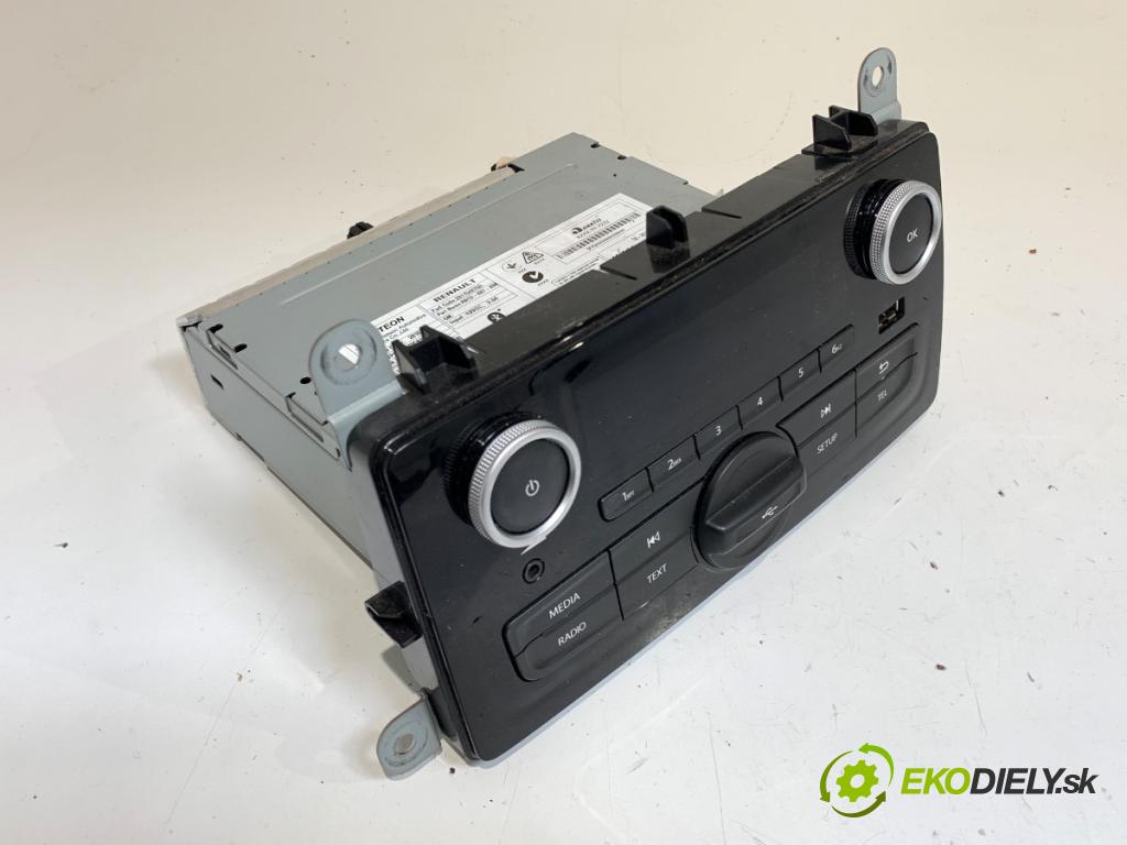 RENAULT CLIO IV liftback 2017 55 kW 1.5 dCi 75 1461 RADIO 281154076R (Audio zariadenie)