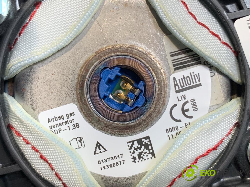 RENAULT CLIO IV liftback 2017 55 kW 1.5 dCi 75 1461 AirBag volantu 985706588R (Airbag)