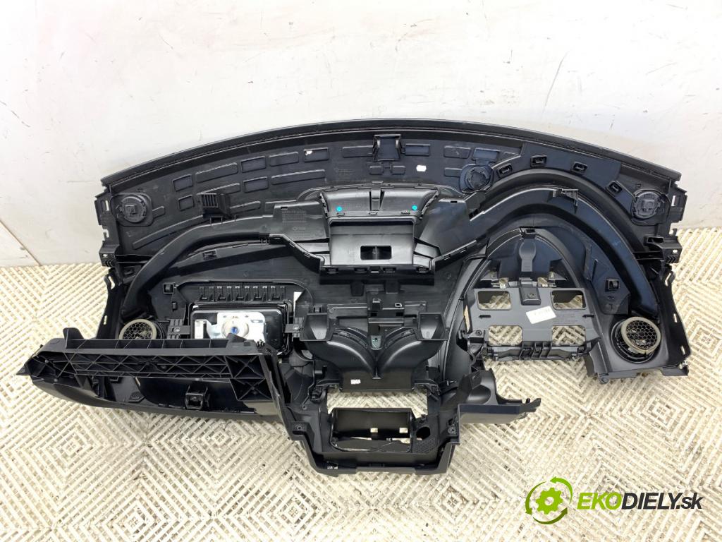 RENAULT CLIO IV liftback 2017 55 kW 1.5 dCi 75 1461 palubní doska POLŠTÁŘ: spolujezdce 682001858R