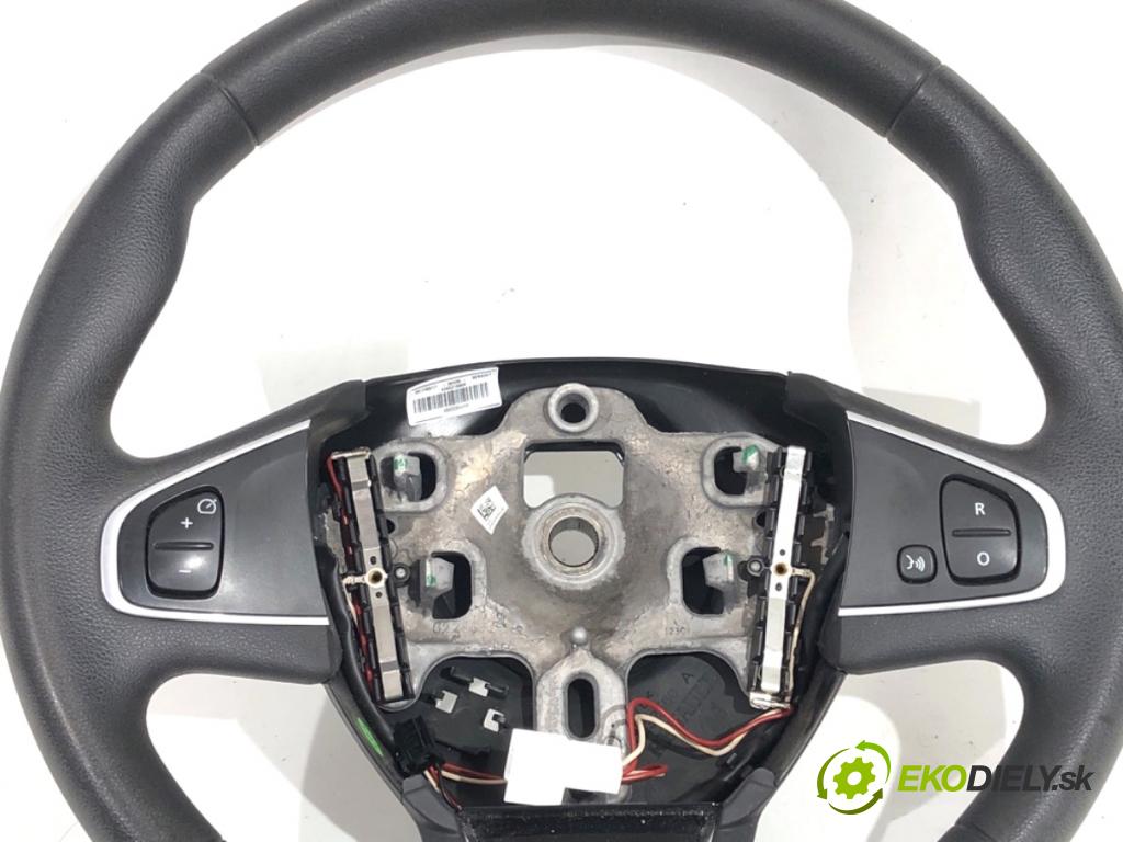 RENAULT CLIO IV liftback 2017 55 kW 1.5 dCi 75 1461 Volant (Volant)