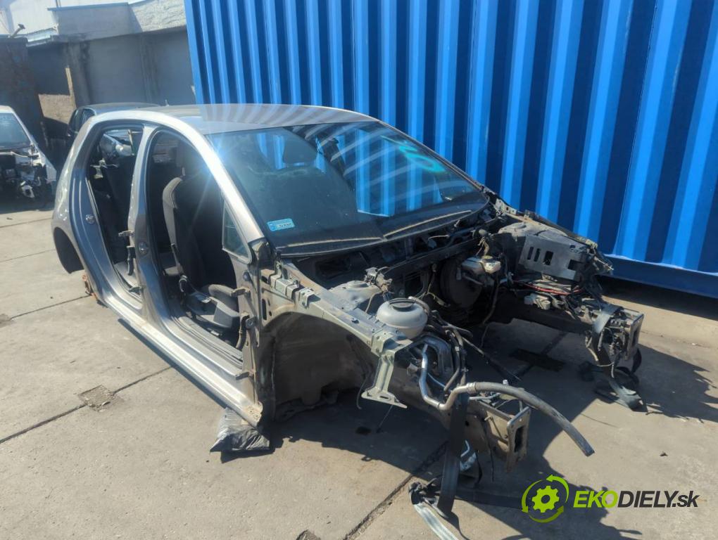VW GOLF VII liftback 2014 90 kW 1.4 TSI 1395 KAROSERIA ČTVRŤÁK blatník zadní část levý pravý práh střecha PODŁUŻNICA levý pravý 
