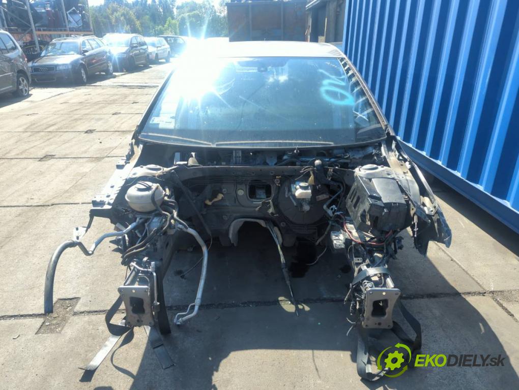 VW GOLF VII liftback 2014 90 kW 1.4 TSI 1395 KAROSERIA ČTVRŤÁK blatník zadní část levý pravý práh střecha PODŁUŻNICA levý pravý