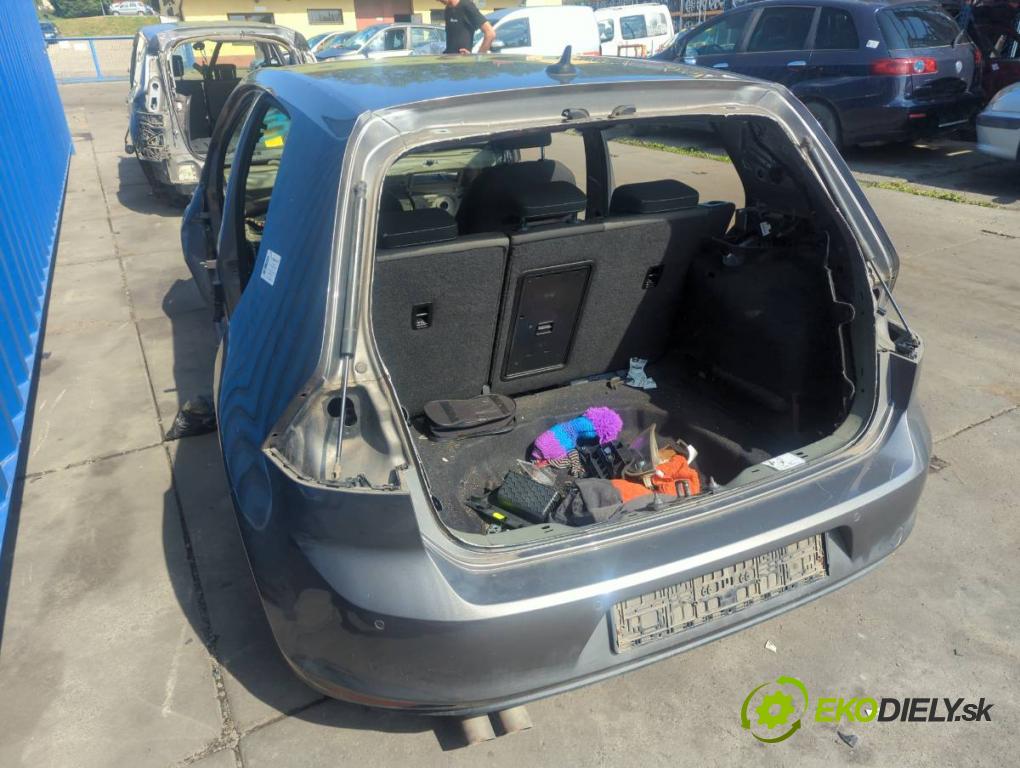 VW GOLF VII liftback 2014 90 kW 1.4 TSI 1395 KAROSERIA ČTVRŤÁK blatník zadní část levý pravý práh střecha PODŁUŻNICA levý pravý