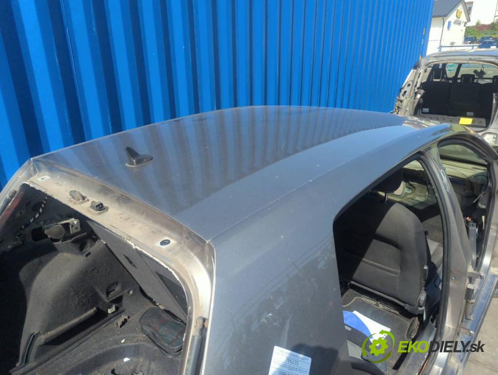 VW GOLF VII liftback 2014 90 kW 1.4 TSI 1395 KAROSERIA ČTVRŤÁK blatník zadní část levý pravý práh střecha PODŁUŻNICA levý pravý