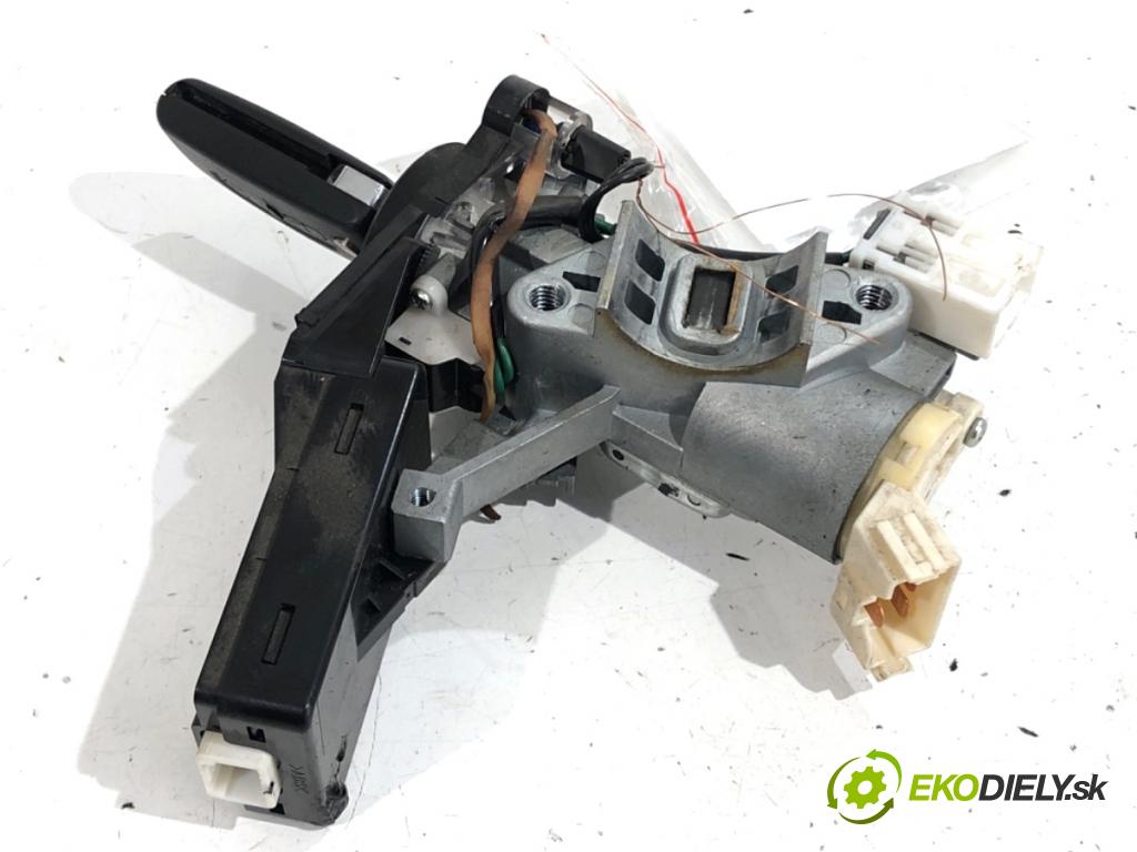 PEUGEOT 4007 SUV 2008 115 kW 2.2 HDi 2179 spinačka 8670A012 (Spínacia skrinka)