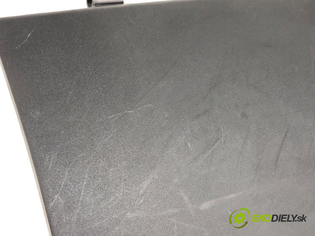 PEUGEOT 4007 SUV 2008 115 kW 2.2 HDi 2179 Priehradka, kastlík spolujazdca  (Priehradka (kastlík))