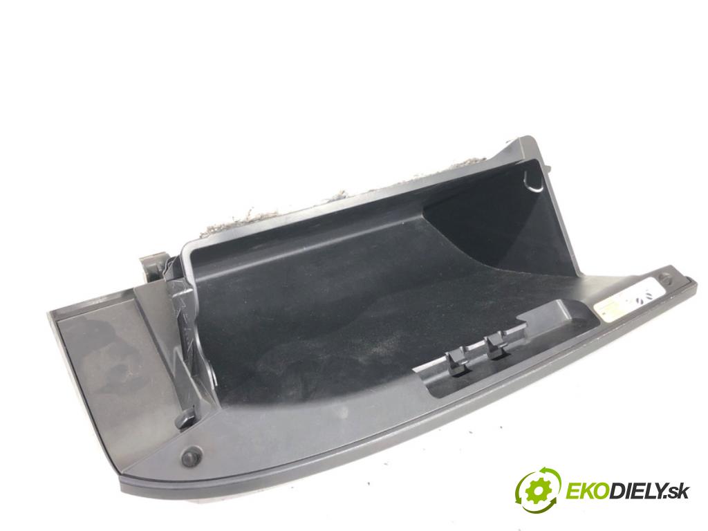 PEUGEOT 4007 SUV 2008 115 kW 2.2 HDi 2179 Priehradka, kastlík spolujazdca  (Priehradka (kastlík))