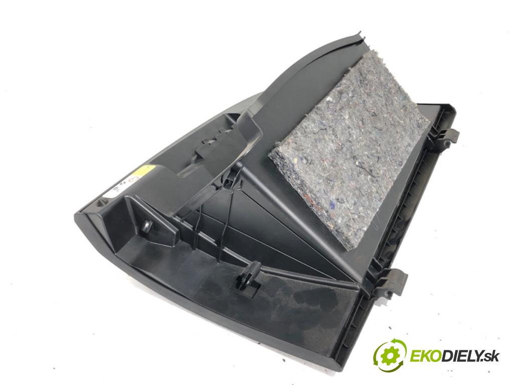 PEUGEOT 4007 SUV 2008 115 kW 2.2 HDi 2179 Priehradka, kastlík spolujazdca  (Priehradka (kastlík))