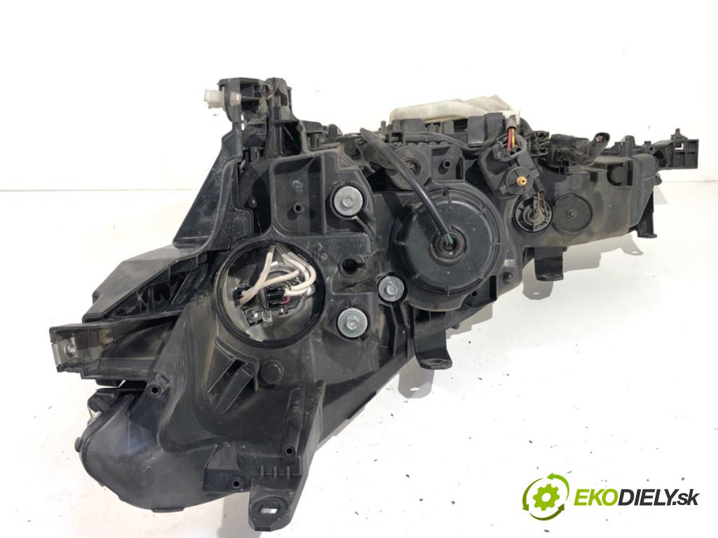 PEUGEOT 4007 SUV 2008 115 kW 2.2 HDi 2179 světlomet pravý přední část