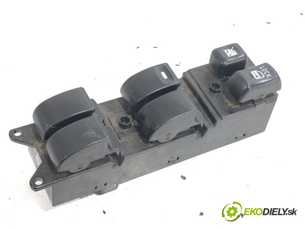 PEUGEOT 4007 SUV 2008 115 kW 2.2 HDi 2179 Prepínač okien 8608A060 (Prepínacie páčky pod volantom)