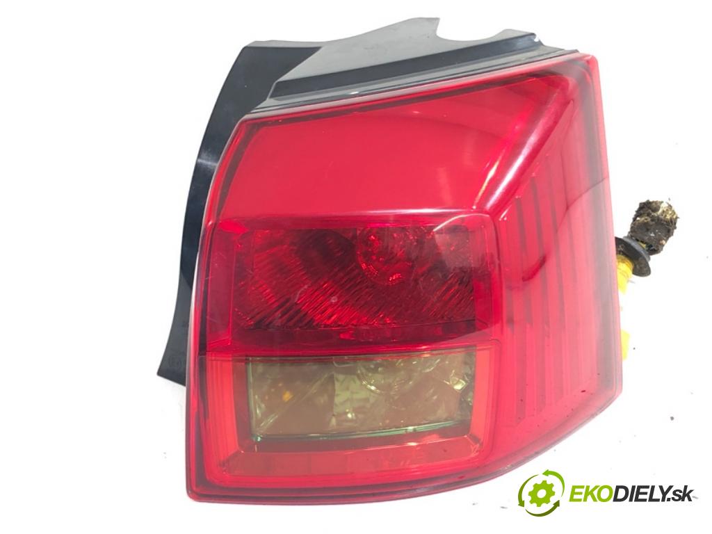 PEUGEOT 4007 SUV 2008 115 kW 2.2 HDi 2179 světlo pravý zadní část 