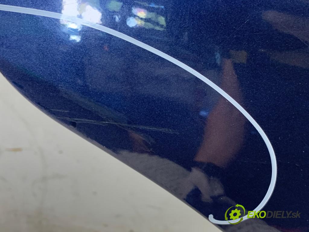 PEUGEOT 4007 SUV 2008 115 kW 2.2 HDi 2179 dveře pravý zadní část