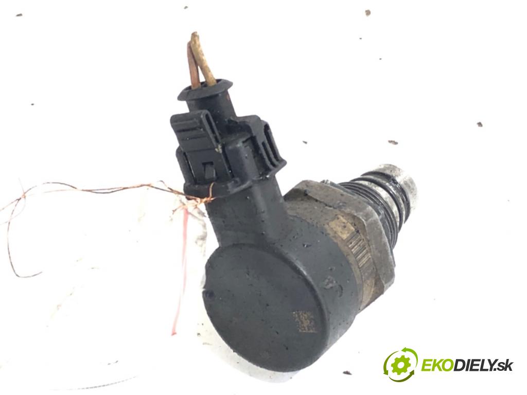 PEUGEOT 4007 SUV 2008 115 kW 2.2 HDi 2179 Snímač tlaku paliva 9654748880 (Snímač)